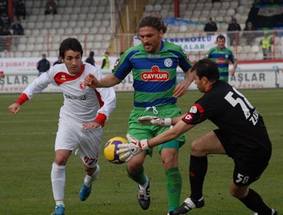 KAYıHAN - Samsunspor Çaykur Rizespor'u ağırladı