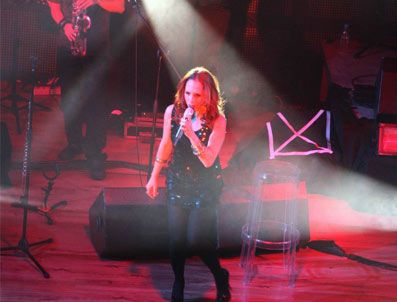 SERTAB ERENER - Sertab Erener Bursalılar'ı çoşturdu