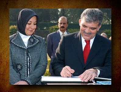 KUTUP MINAR - Gül çifti Humayun Türbesi'ni ziyaret etti