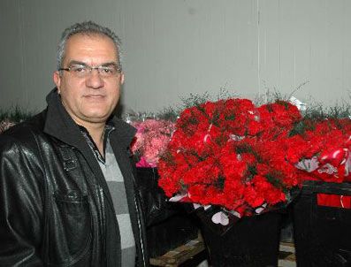 OSMAN BAĞDATLıOĞLU - Sevgililer Günü için 43 milyon çiçek