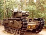 200 askeri tank bir ormanda bulundu