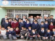 Erciş'te Kardeş Okul Kurum Kampanyası