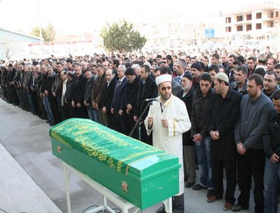 Genç Sağlıkçı Son Yolculuğuna Uğurlandı