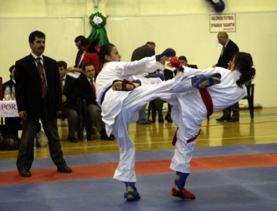 ESAT DELIHASAN - Karatede Lider Büyükşehir