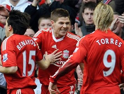 FERNANDO TORRES - Liverpool: 2 - Blackburn Rovers: 1