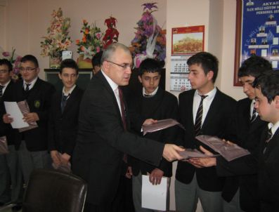 ERDOĞAN BEYPıNAR - Proje Yarışmasında Akyazı Endüstri Meslek Lisesi Birinci Oldu