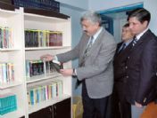 Van Polisinden Kütüphaneli Nezarethane