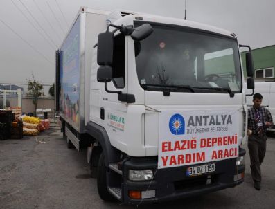 Büyükşehir'den Depremzedelere Yardım