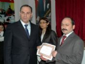 Kaliteli Okullar Ödüllerini Aldı