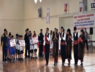 Malatya'da 14 Yaş Altı Valilik Hokey Kupası Müsabakaları Başladı