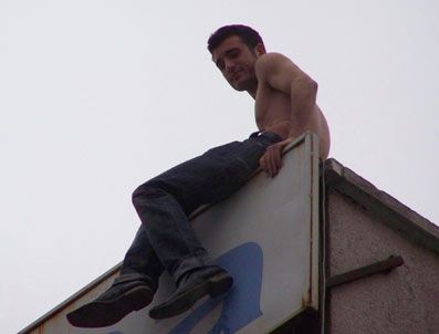 Osmaniye'de İntihar Girişimi