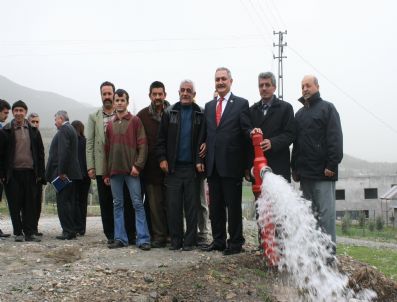 ALPER AKıNOĞLU - Osmaniye'de Su Sevinci