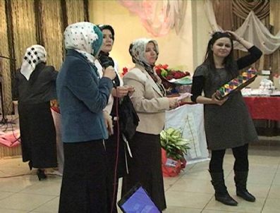 NUMAN HATIPOĞLU - Tavşanlı'da 600'e Yakın Bayan, Düzenlenen Etkinlikte Eğlendi