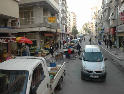 CEVAT DURAK - Alaybey Çarşısı Yenileniyor