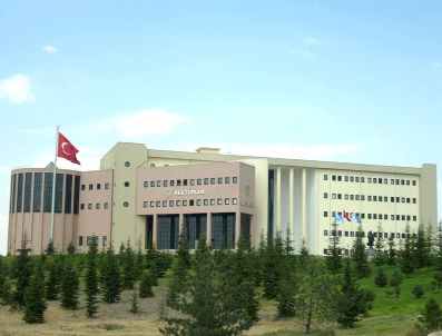 SEYRANI - Kayseri'nin gözdesi Erciyes Üniversite'sine 3 yeni Fakülte