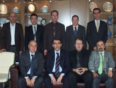 DÜVER - Kütso Yönetim Kurulu'ndan Kütahya Porselen'e 40. Yıl Ziyareti