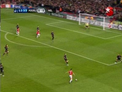 Manchester United Milan'ı  4 golle devirdi (Maç özeti ve goller)