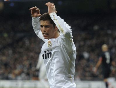 BOUMSONG - Real Madrid elendi!
