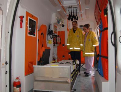 İSMAIL KARAKUYU - Simav Devlet Hastanesi'ne Tam Donanımlı Ambulans