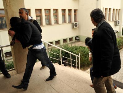 Uşak'ta Sigara Hırsızlığı