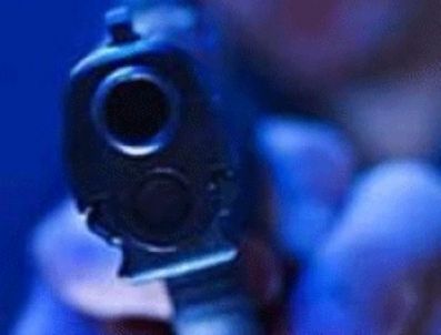 Bizi bu aileden kurtarın