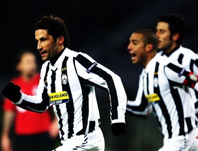 DICKSON ETUHU - Juventus Fulham'ı 3 golle geçti
