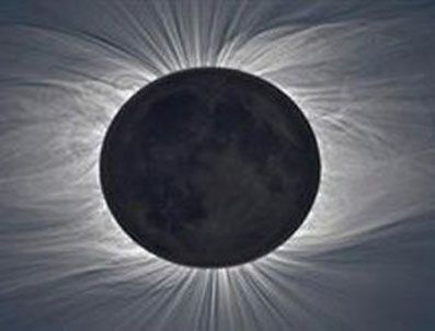 PASIFIK OKYANUSU - Nadir görülen güneş tacı fotoğraflandı