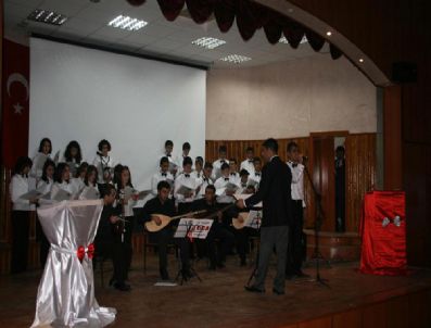 SELAMI KAPANKAYA - Ağrı'da İstiklal Marşı'nın Kabulü Ve Mehmet Akif Ersoy Anıldı