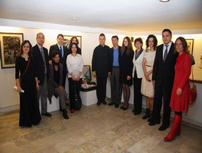 NEVZAT ERGÜN - Kentin İzdüşümünde Kuklalar