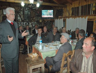 TÜRKIYE DEĞIŞIM HAREKETI - Tdh Muhtarlarla Buluştu