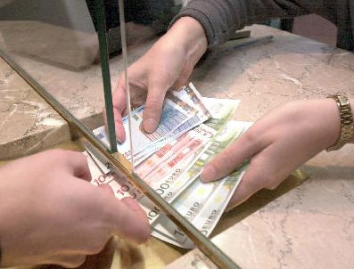 Türkiye'de Bankacılık Hizmeti Almayan 6 Milyon Kişi Var
