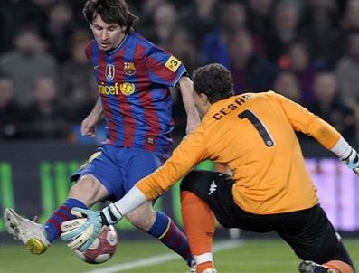 NIKOLA ZIGIC - Messi Barcelona'yı uçurdu