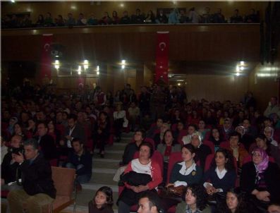 Tarihçi Yusuf Halaçoğlu Kırşehir'de Konferans Verdi