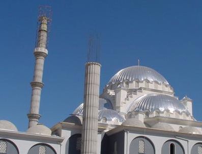 Erfeyle Camii 15 Yıl Sonra Minareye Kavuştu