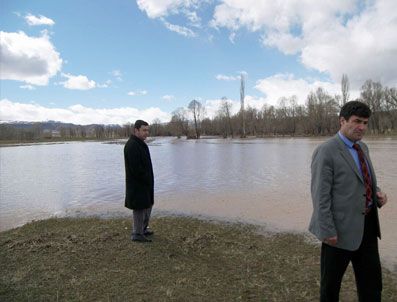 ALPER TANRıSEVER - Erzurum'da Sel Tarım Arazilerini Vurdu
