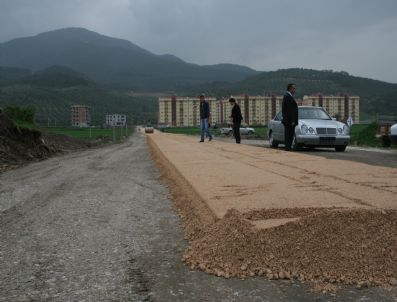 ALPER AKıNOĞLU - Osmaniye'de Fakıuşağı Yolu Yapılıyor