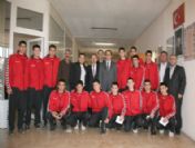 Şampiyon Hentbolculardan Başkan Altay'a Ziyaret