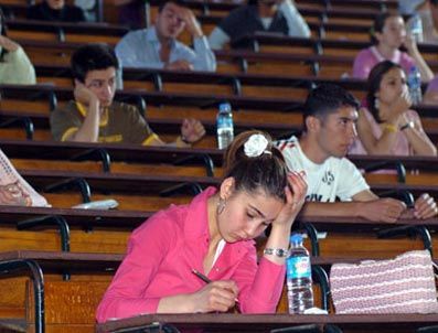 1.5 milyon öğrenci bu haberi bekliyor