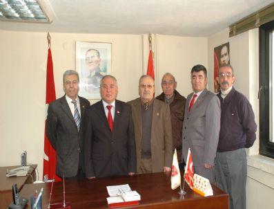 Temad Manisa Şubesi Çanakkale Şehitlerini Andı