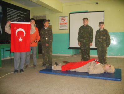 Çanakkale Şehitleri Okullarda Da Anıldı