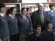 Eski Meclis Başkanı Mustafa Kalemli, Okul Kütüphanesine 700 Kitap Bağışladı