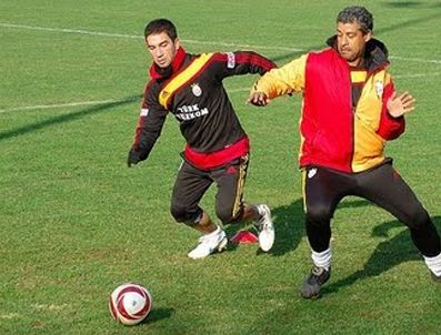 AYHAN AKMAN - Galatasaray Antrenmanında Arda Şov