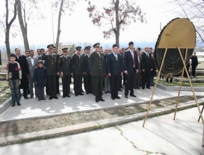 ZEKAI ERDEM - Pasinler'de Çanakkale Şehitleri Anıldı