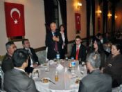 Aktürk'ten Şehit Ailelerine Ve Gazilere Yemek