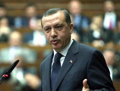 İL BAŞKANLARI TOPLANTISI - Başbakan Erdoğan Cuma Namazını Hasan Tanık Camii'nde Kıldı