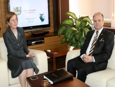 Devlet Bakanı Selma Aliye Kavaf Uşak'ta