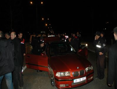 ÇETİN EMEÇ - Ehliyetsiz Sürücü Ortalığı Birbirine Kattı