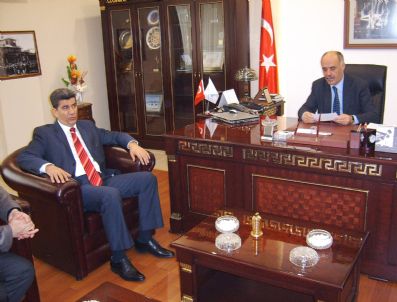 İBRAHIM ÇELIK - Emniyet Müdürü Çelik'ten Başkan Yücelik'e İadei Ziyaret