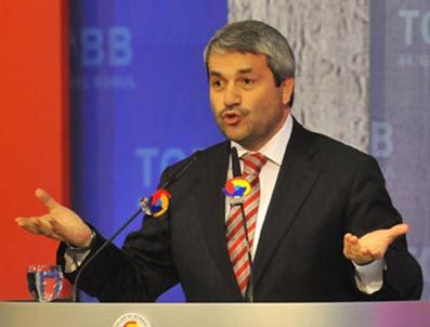 Sanayi Bakanı Nihat Ergün'e Yumurtalı Protesto