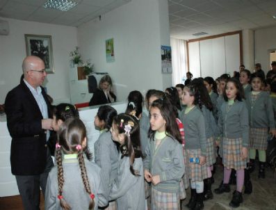 YETENEK SİZSİNİZ TÜRKİYE - Arkadaşlarına Destek İçin Otobüs İstediler